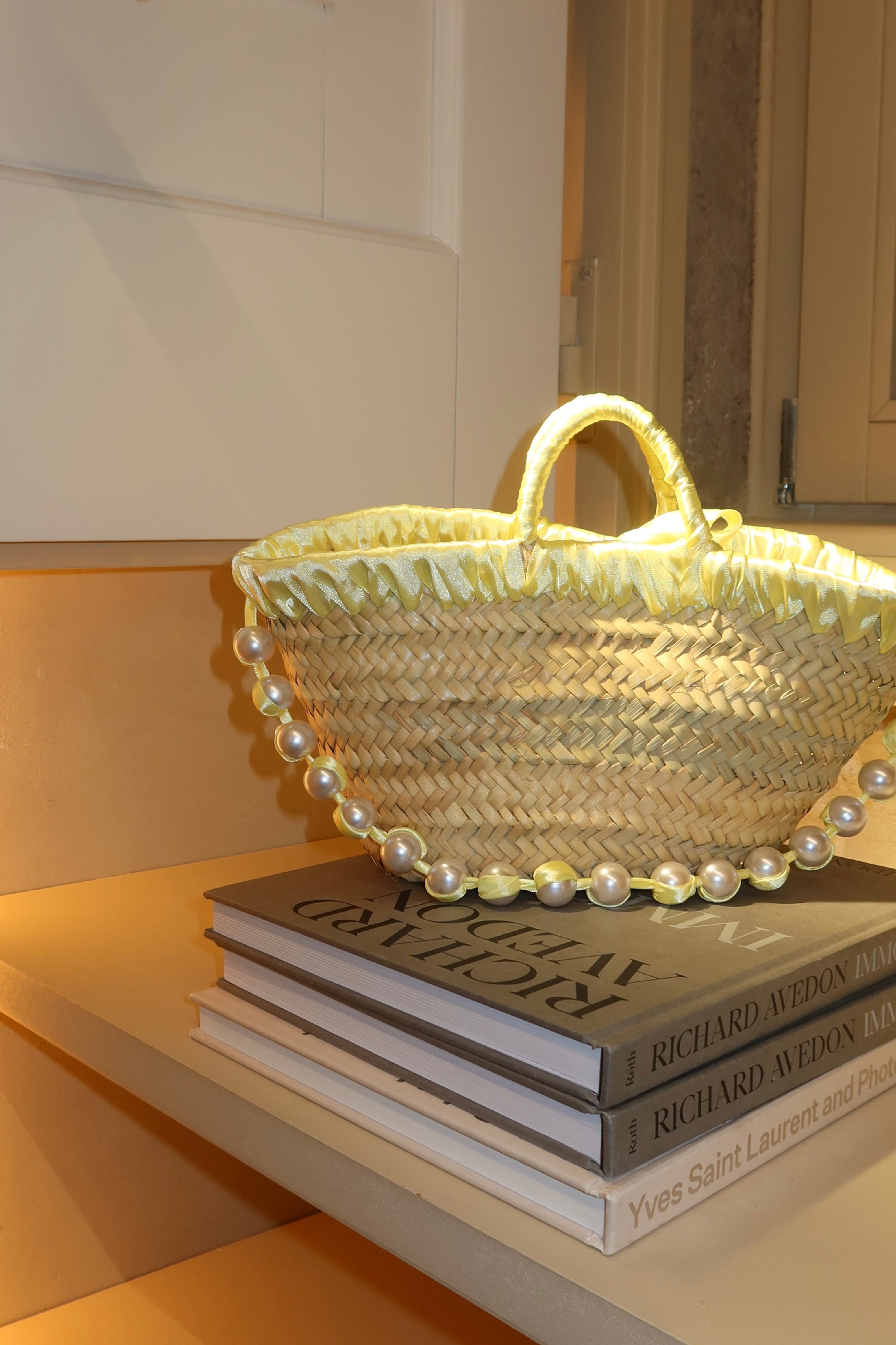 JANE BUCKET BAG , pale yellow