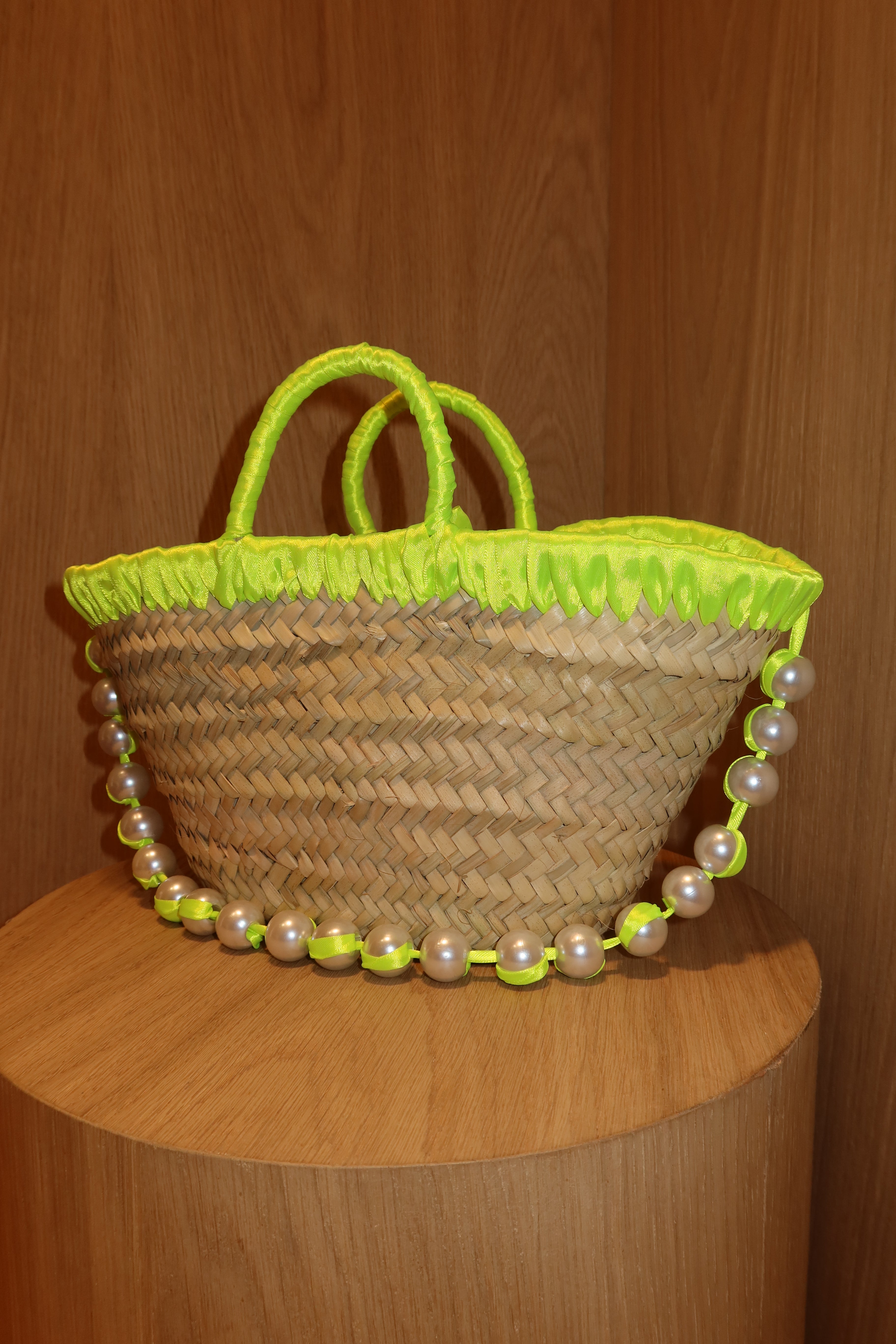 JANE BUCKET BAG , neon green
