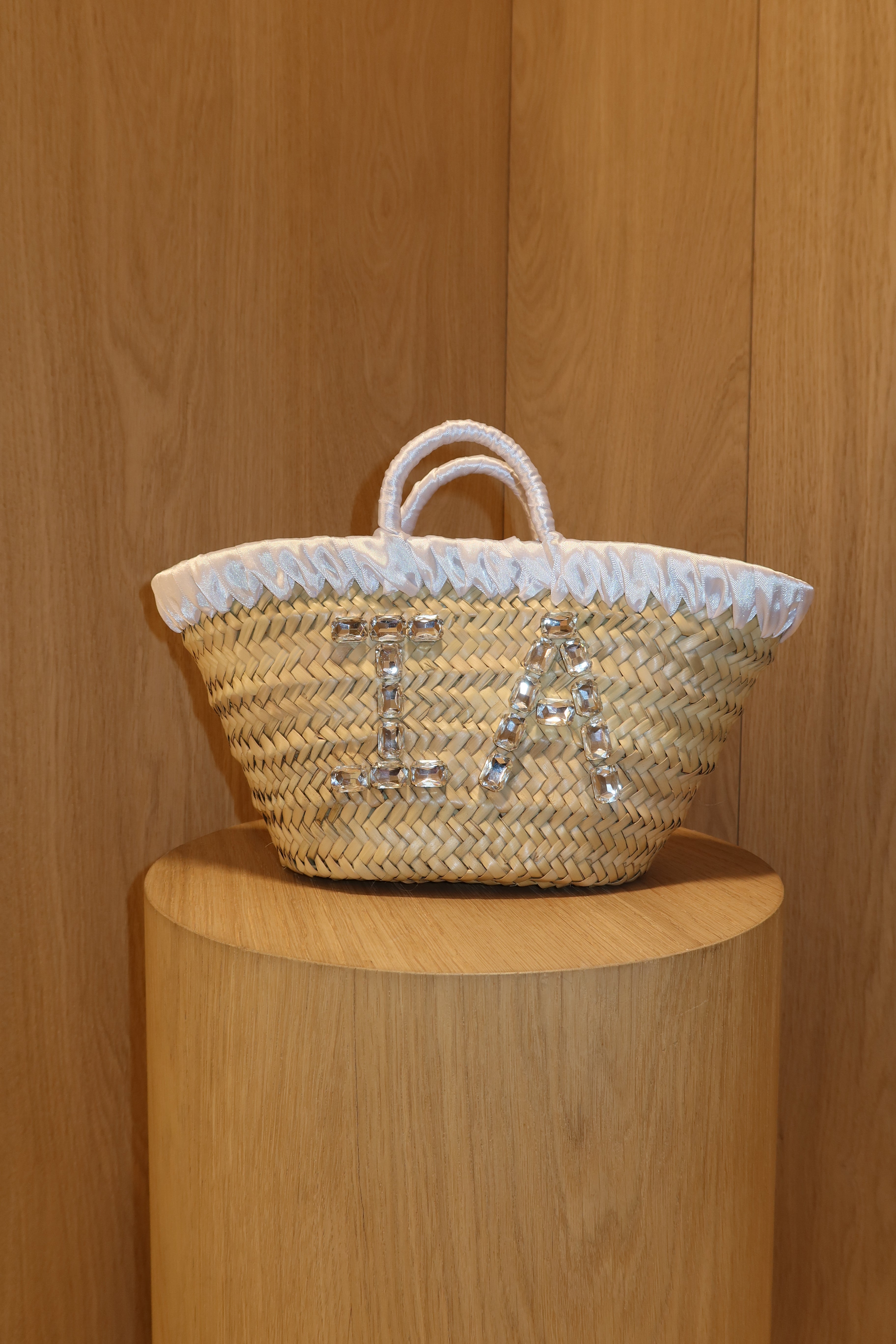 JANE BUCKET BAG W/ CRYSTALS , white