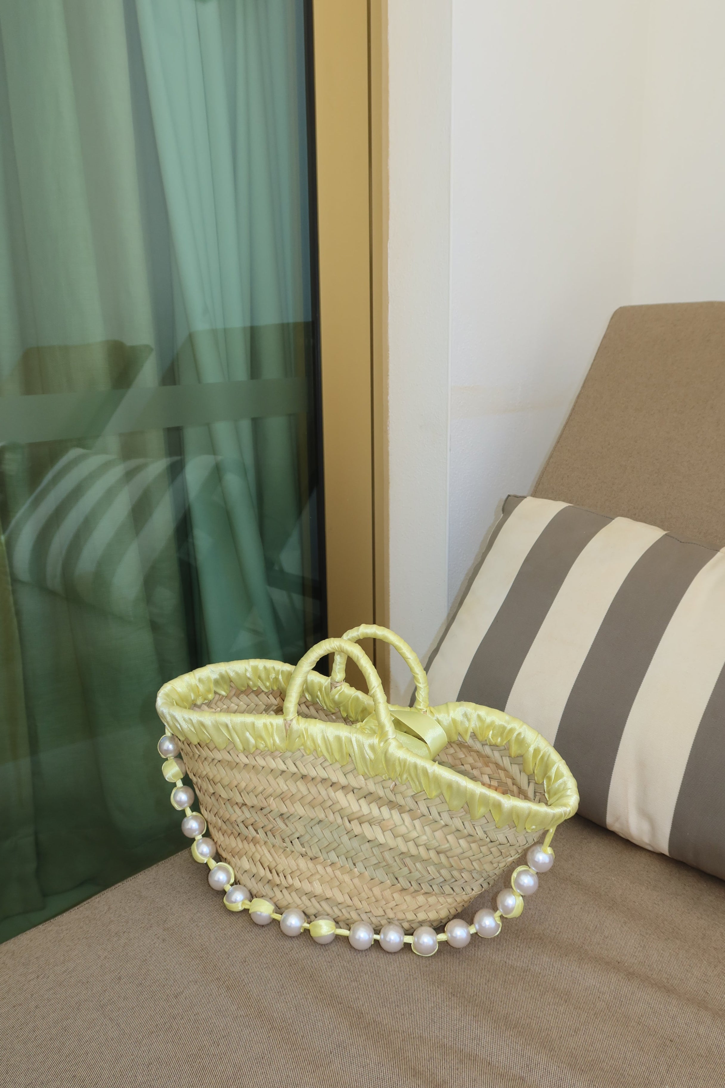 JANE BUCKET BAG , pale yellow